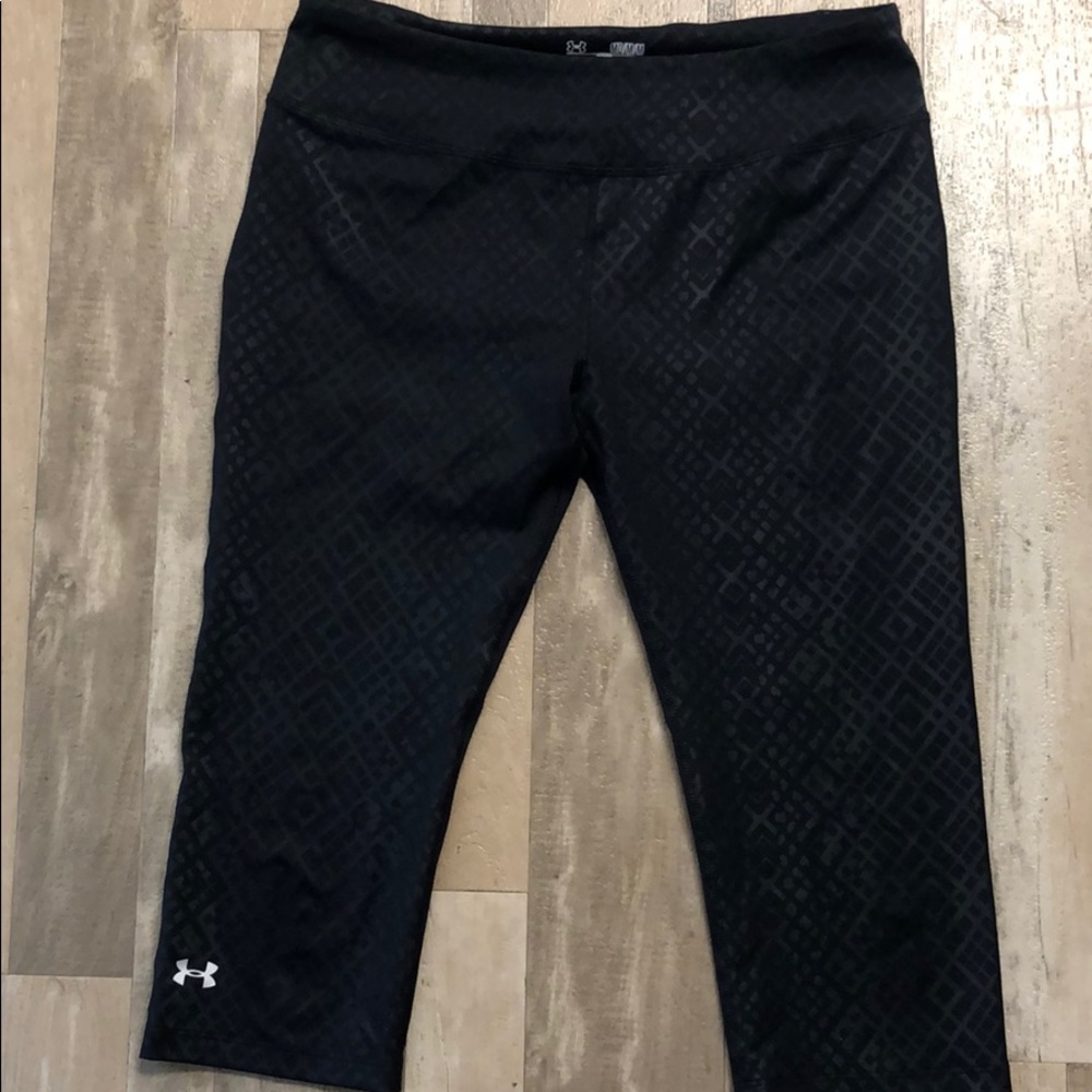 Under Armour Low rise workout leggings.